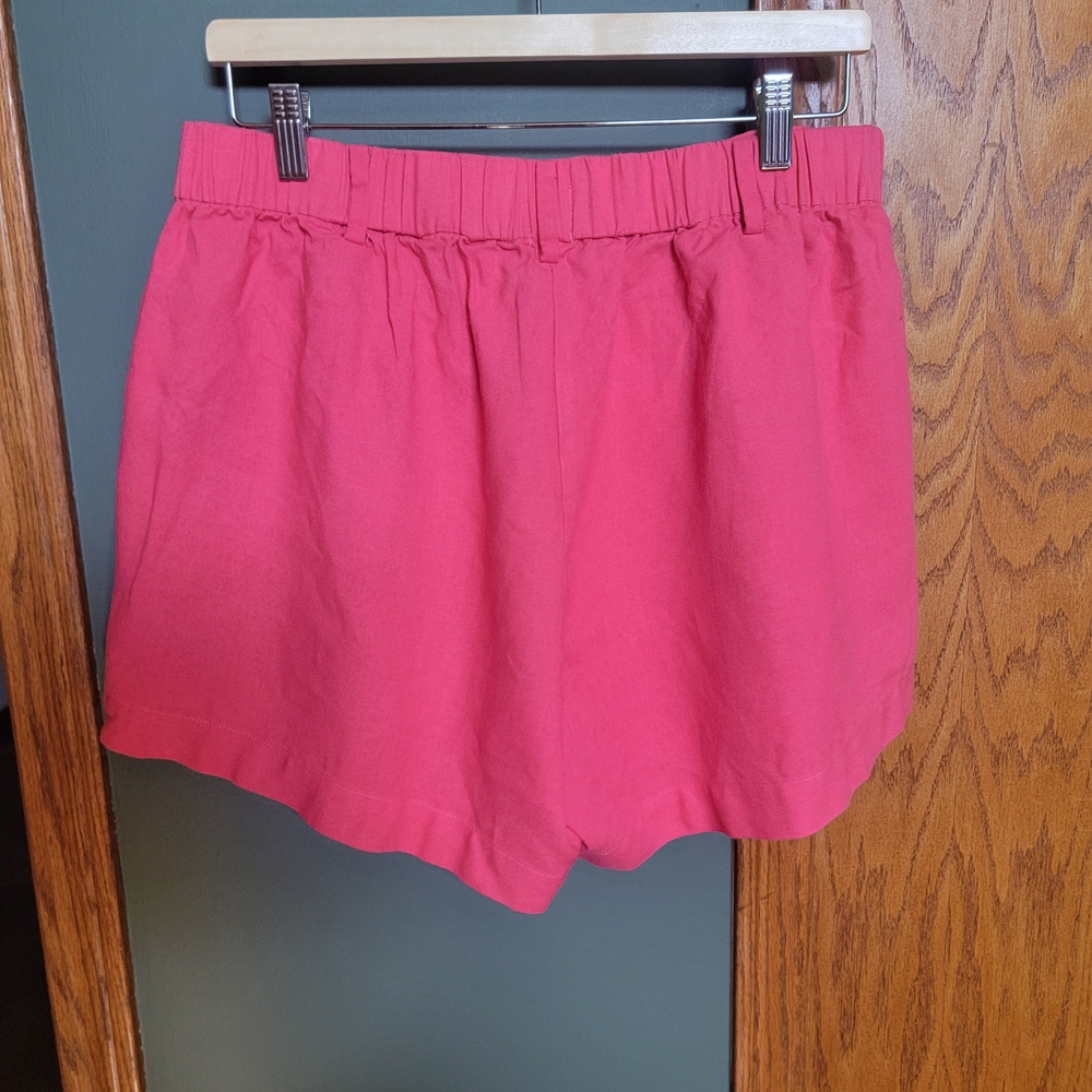 Pink Linen Blend Shorts - Picture 2 of 5